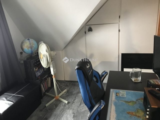 Eladó családi ház, Mohán 92.9 M Ft, 5 szobás