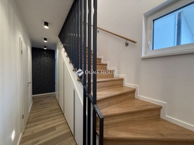 Eladó téglalakás, Budapesten, XIX. kerületben 164.7 M Ft