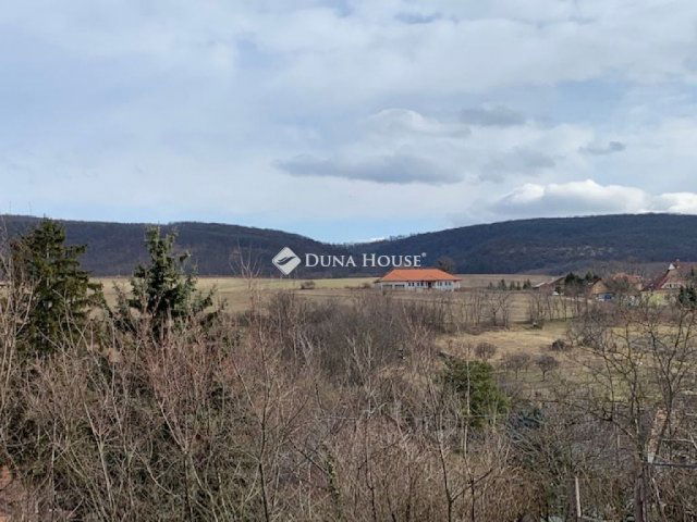 Eladó telek, Tatán 15.9 M Ft / költözzbe.hu