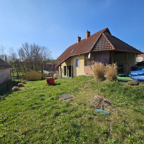 Eladó családi ház, Gétyén 42 M Ft, 4 szobás