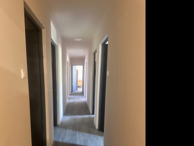 Eladó hotel, Tatabányán 90 M Ft, 9 szobás / költözzbe.hu