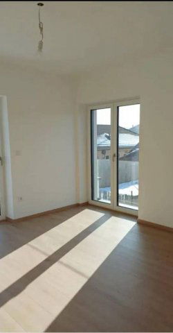 Eladó családi ház, Pilisvörösváron 249.9 M Ft, 5 szobás