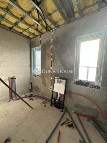 Eladó ikerház, Vecsésen 124.99 M Ft, 4 szobás