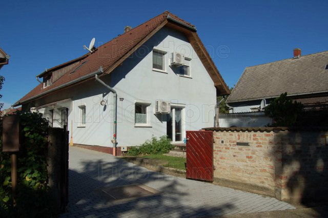 Eladó családi ház, Balatonberényben 99.99 M Ft, 29+1 szobás
