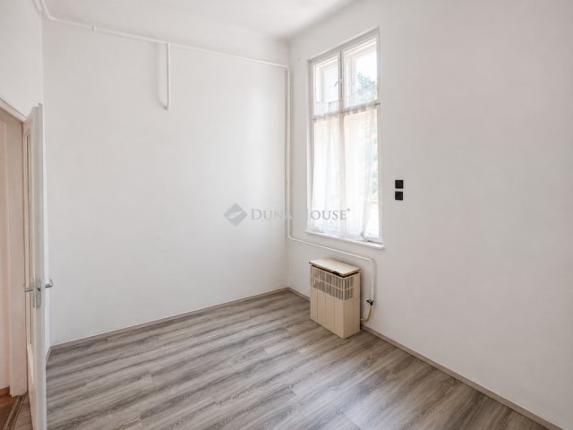 Eladó családi ház, Debrecenben 33.9 M Ft, 2 szobás