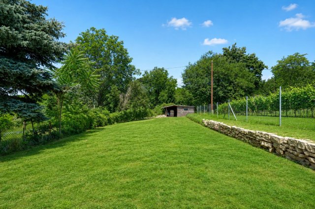 Eladó családi ház, Bajon 13.8 M Ft, 2 szobás