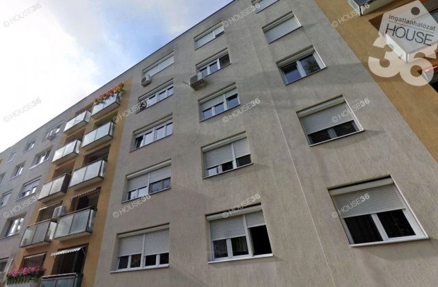 Eladó panellakás, Kecskeméten 41.99 M Ft, 2 szobás