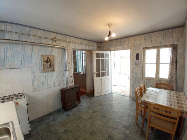 Eladó családi ház, Budapesten, XXI. kerületben, Ív utcában