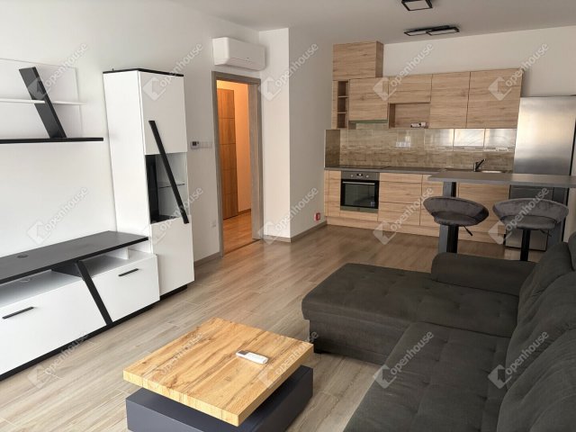 Kiadó téglalakás, albérlet, Győrött 195 E Ft / hó, 2 szobás