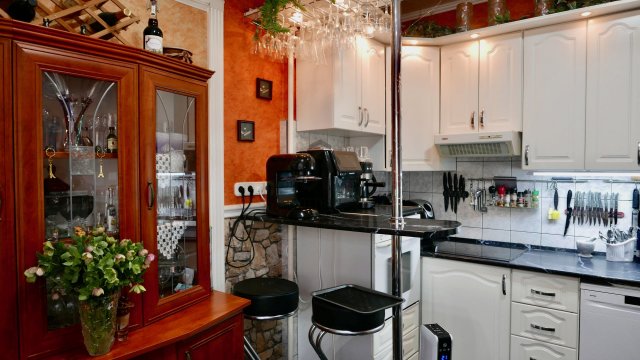 Eladó téglalakás, Szigetszentmiklóson 89.9 M Ft, 4 szobás