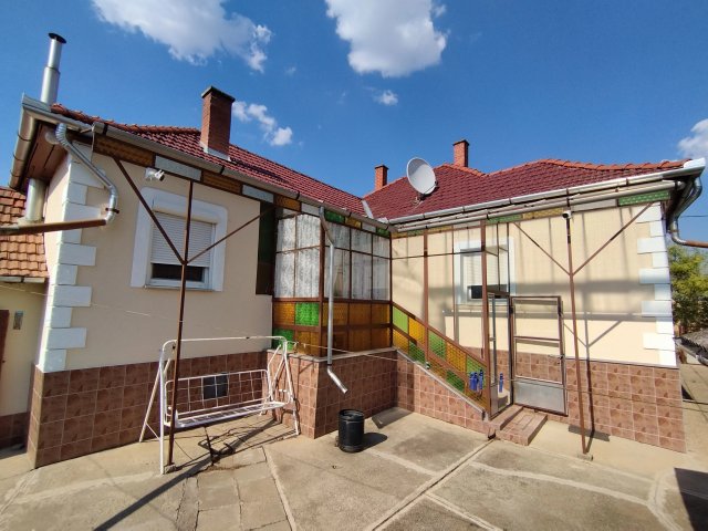Eladó családi ház, Ecséden 43 M Ft, 3 szobás