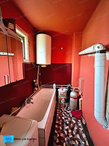 Eladó családi ház, Köröstarcsán 7 M Ft, 2 szobás