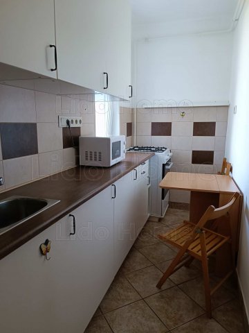 Eladó téglalakás, Siófokon 59.5 M Ft, 2 szobás