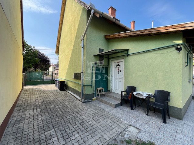Eladó családi ház, Budapesten, XVI. kerületben 259.999 M Ft