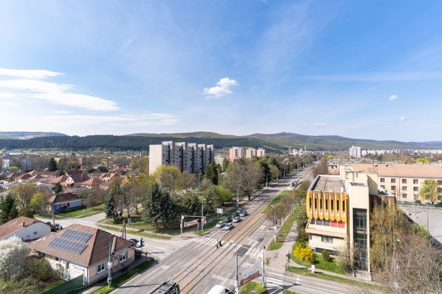 Eladó panellakás, Miskolcon, Kiss Tábornok úton 23.5 M Ft