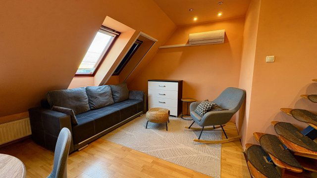 Kiadó téglalakás, albérlet, Debrecenben 180 E Ft / hó, 2 szobás