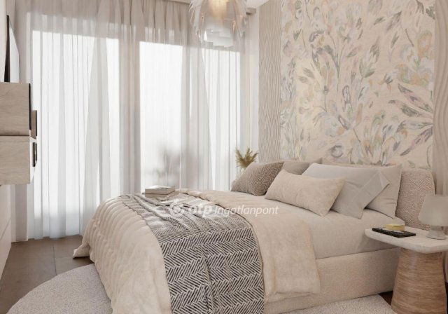 Eladó téglalakás, Keszthelyen 129 M Ft, 3 szobás