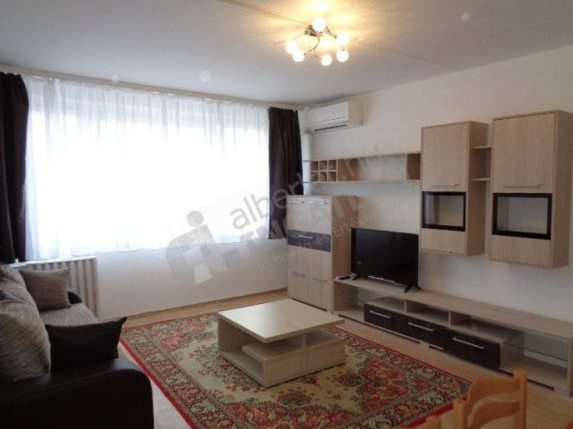 Eladó panellakás, Budapesten, VIII. kerületben, Szigony utcában