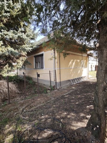 Eladó családi ház, Igricin 10 M Ft, 2 szobás