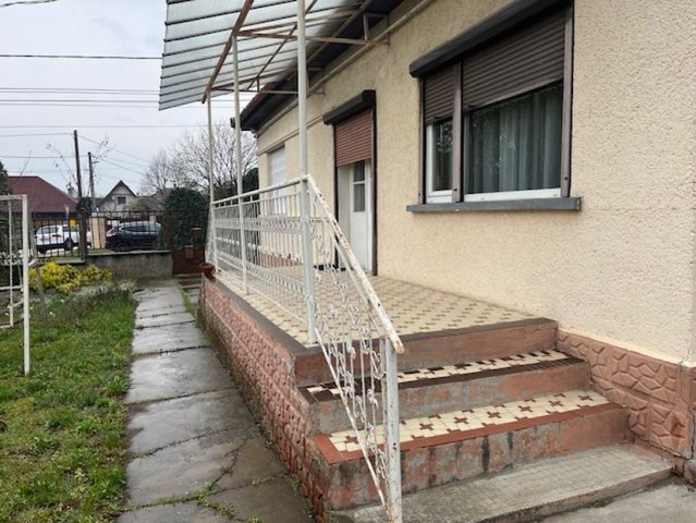 Eladó családi ház, Dunaharasztin 79.9 M Ft, 3 szobás