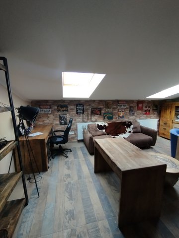 Eladó ipari ingatlan, Nyíregyházán 450 M Ft