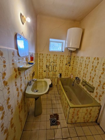 Eladó családi ház, Abonyban 24.9 M Ft, 2 szobás