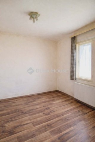 Eladó családi ház, Solymáron 79.9 M Ft, 3 szobás