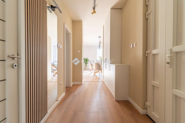 Eladó téglalakás, Budapesten, II. kerületben, Margit körúton