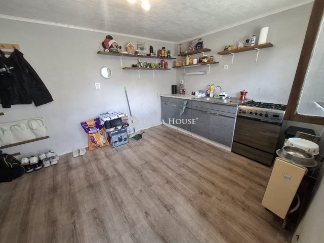 Eladó családi ház, Kiskunfélegyházán 16.9 M Ft, 1 szobás