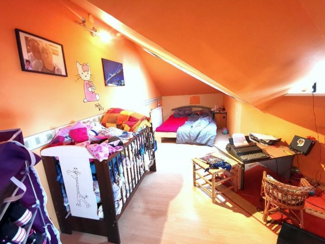 Eladó családi ház, Szigetszentmártonban 98.2 M Ft, 4+2 szobás