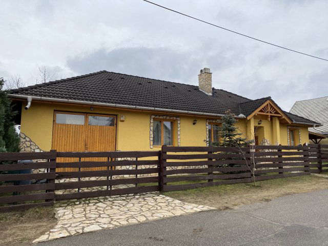 Kiadó családi ház, albérlet, Debrecenben 350 E Ft / hó