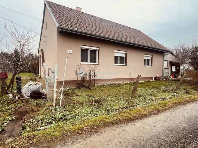 Eladó családi ház, Szentgotthárdon 49.6 M Ft, 4 szobás