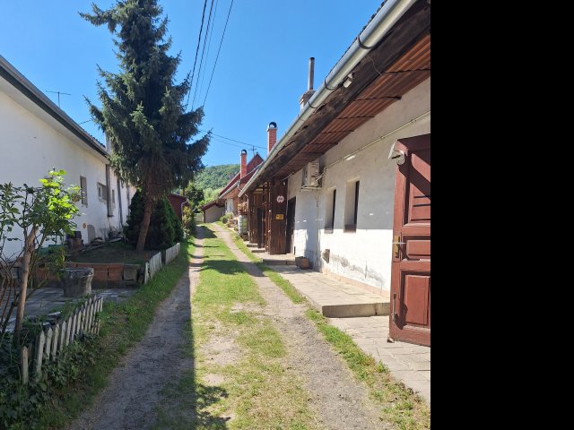 Eladó családi ház, Kisorosziban 41 M Ft, 2 szobás