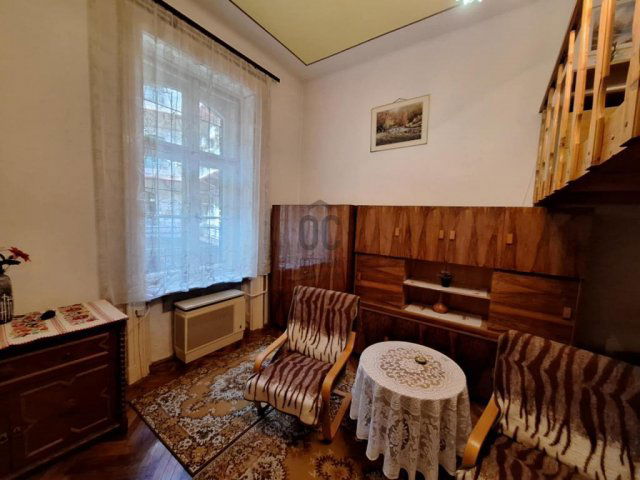Eladó téglalakás, Budapesten, V. kerületben 68.5 M Ft, 1 szobás