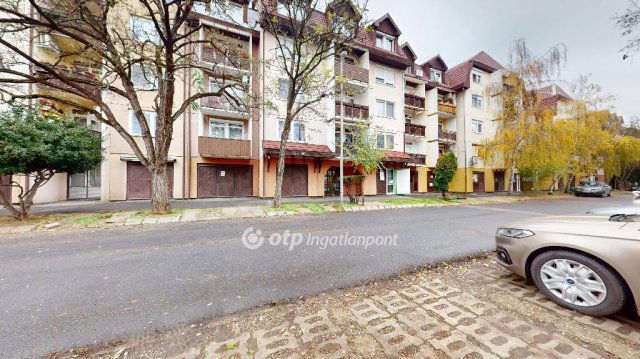 Eladó panellakás, Nyíregyházán 45 M Ft, 2 szobás