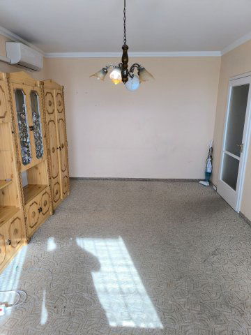 Eladó panellakás, Debrecenben 47 M Ft, 1+1 szobás