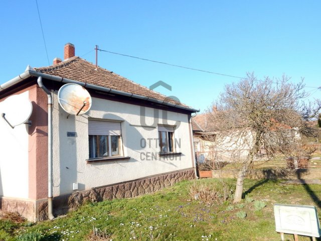 Eladó családi ház, Zalaváron 32.99 M Ft, 2 szobás