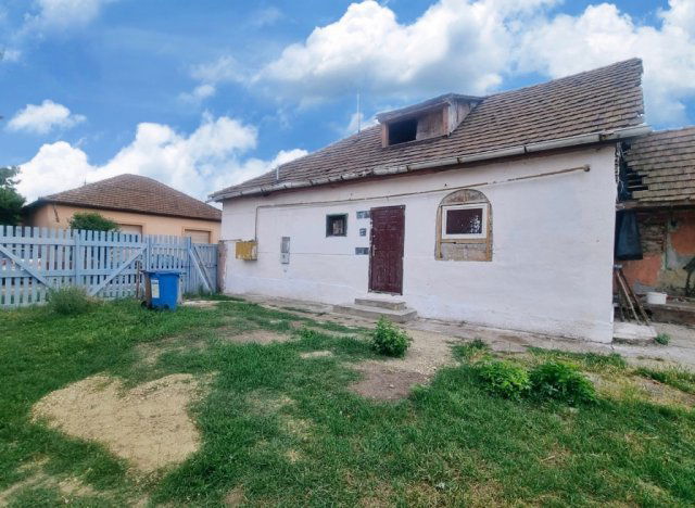 Eladó családi ház, Hatvanban 27 M Ft, 3+1 szobás