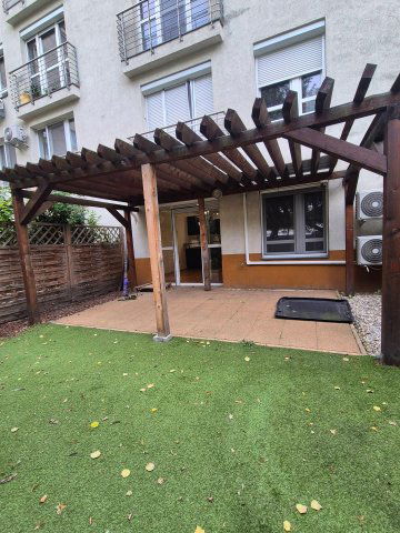 Eladó téglalakás, Budapesten, VII. kerületben 110 M Ft