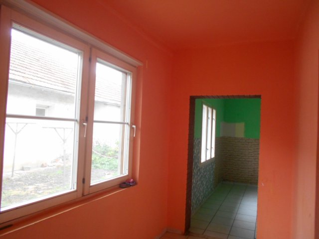 Eladó téglalakás, Békéscsabán, Schweidel József utcában