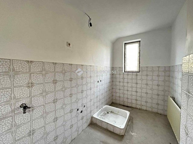 Eladó családi ház, Iregszemcsén 34.9 M Ft, 6 szobás