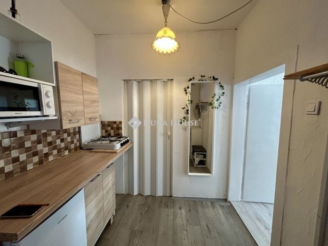 Eladó sorház, Budapesten, XV. kerületben 34.99 M Ft, 1 szobás