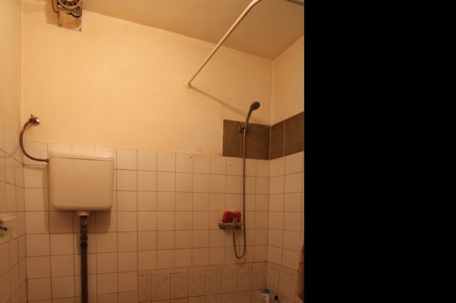 Eladó téglalakás, Pécsett, Debreceni Márton utcában 18.5 M Ft