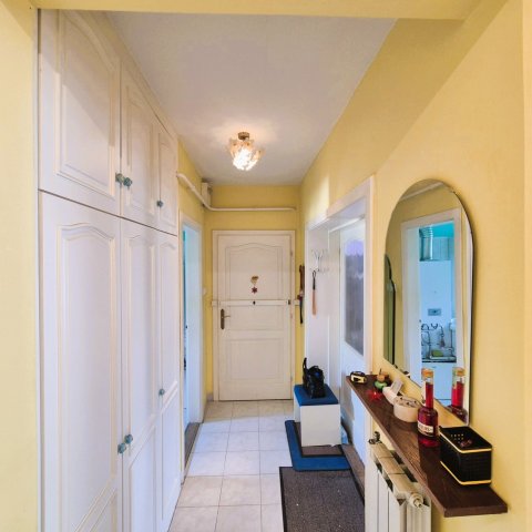 Eladó téglalakás, Kecskeméten 49.9 M Ft, 2 szobás