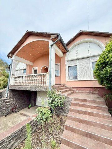 Eladó családi ház, Demecseren 79.9 M Ft, 4 szobás