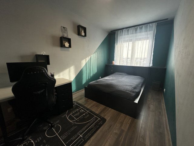 Eladó panellakás, Budapesten, XV. kerületben, Alkotmány utcában