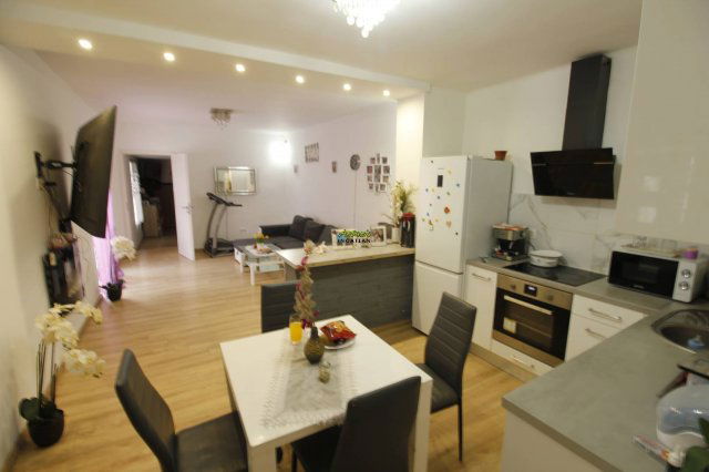 Eladó családi ház, Sopronban 79.9 M Ft, 2+2 szobás