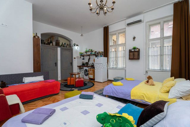 Eladó téglalakás, Budapesten, IX. kerületben, Mátyás utcában