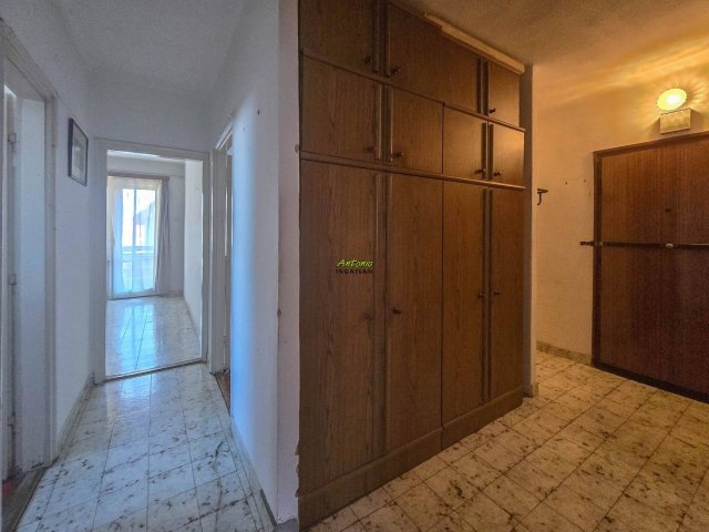 Eladó téglalakás, Sopronban 65 M Ft, 3 szobás