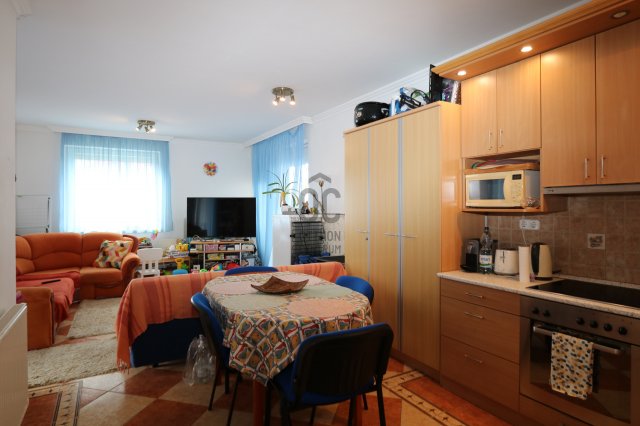 Eladó téglalakás, Siófokon, Tömörkény István utcában